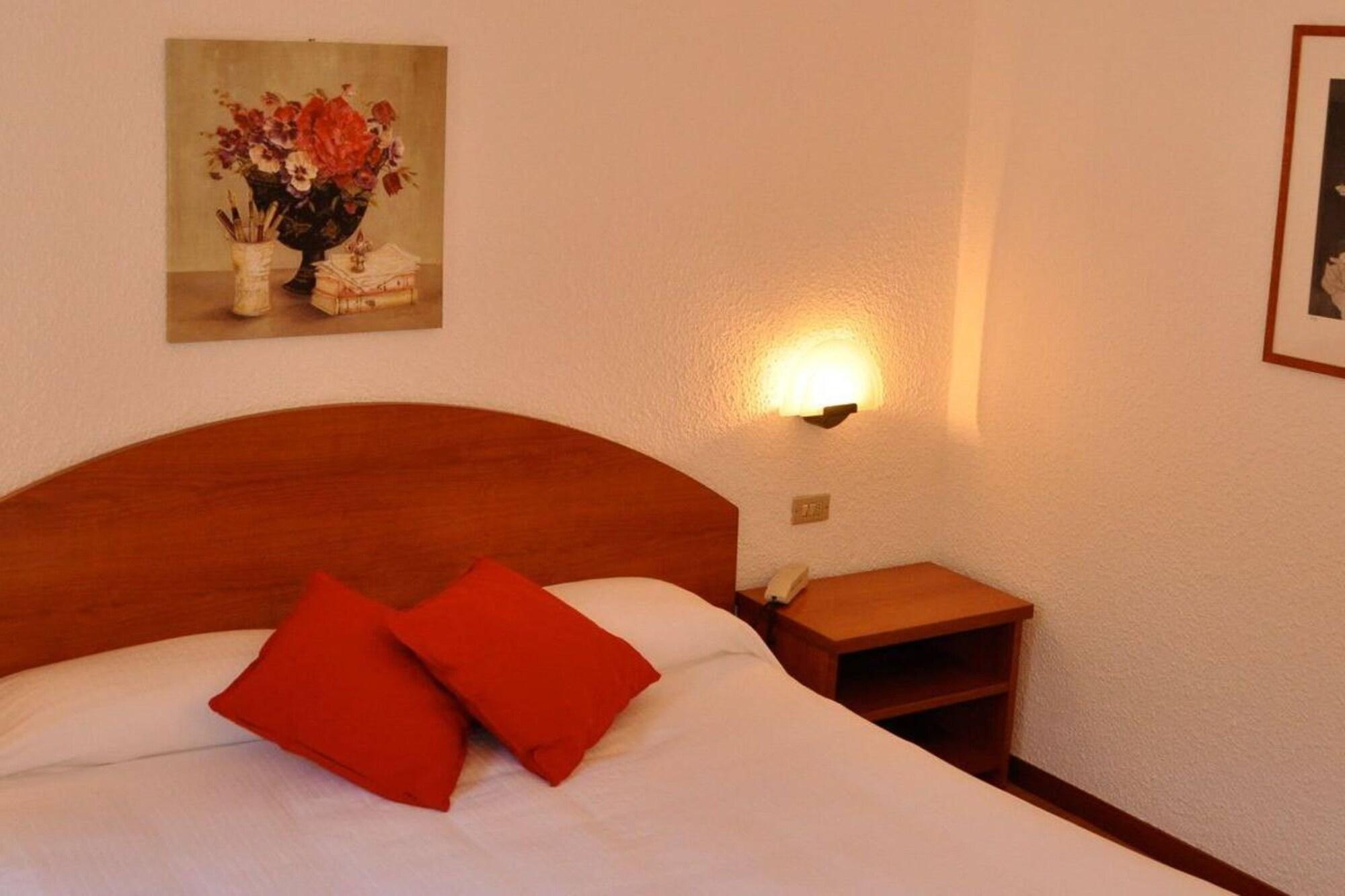 Hotel Golf 4*