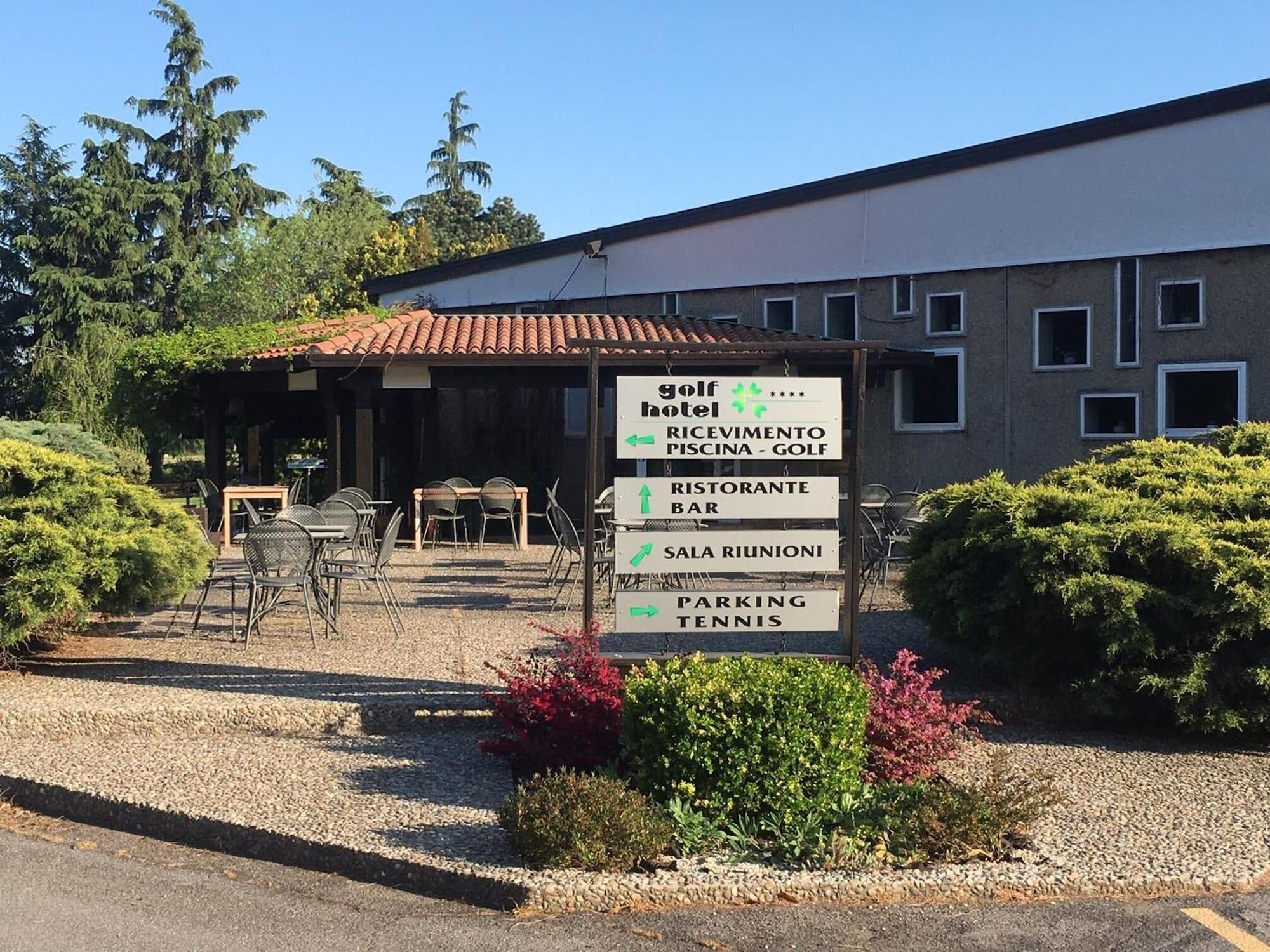 Hotel Golf 4*